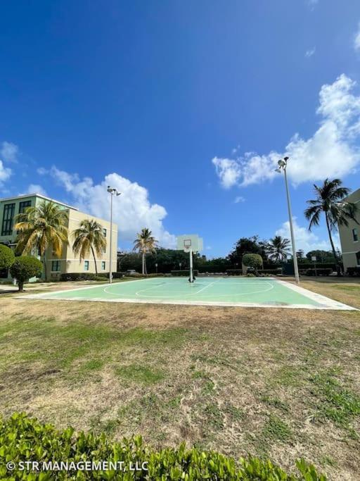 Upscale Condo At Aquatika Beach & Vacation Villas Loiza Extérieur photo